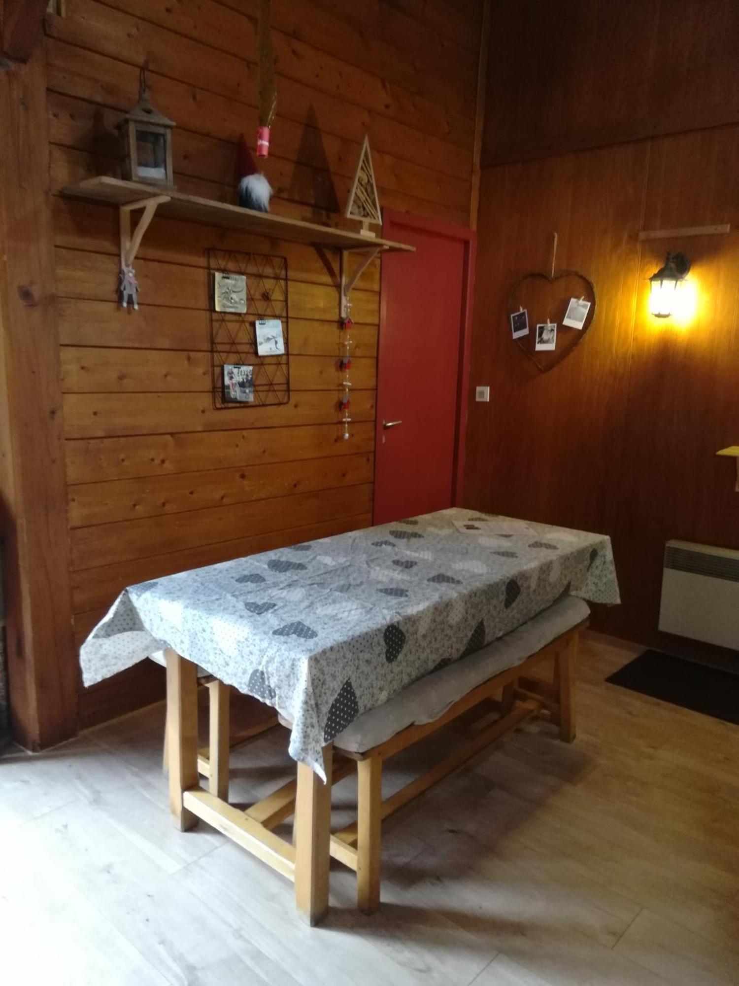 Les chalets de la forêt d'Issaux Osse-en-Aspe Exterior foto