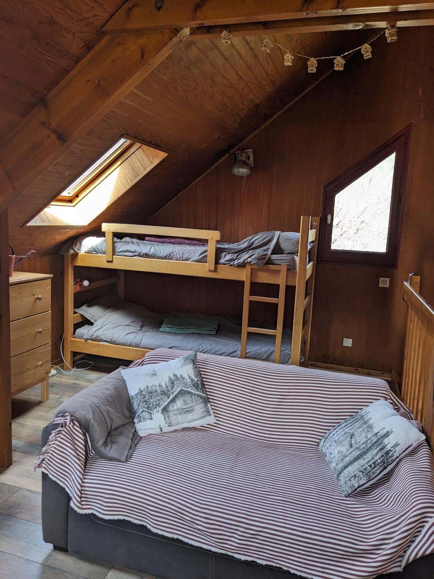 Les chalets de la forêt d'Issaux Osse-en-Aspe Exterior foto